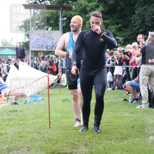 16.06.2024 - 26. Vierlanden-Triathlon Lena Gebhardt http://msf.ph/oto/6300943 16.06.2024 11:00:49 Schwimmen 236, 292, 236, 292 meine-sportfotos.de