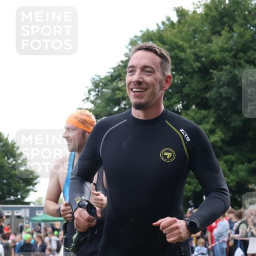 16.06.2024 - 26. Vierlanden-Triathlon Lena Gebhardt http://msf.ph/oto/6300960 16.06.2024 11:00:51 Schwimmen 236, 292, 347, 236, 292, 347 meine-sportfotos.de