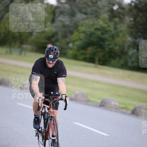 16.06.2024 - 26. Vierlanden-Triathlon Jannik Wohlers http://msf.ph/oto/6300978 16.06.2024 11:38:48 Radfahren 53, 156, 165, 185, 271, 295 meine-sportfotos.de