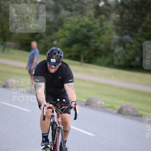 16.06.2024 - 26. Vierlanden-Triathlon Jannik Wohlers http://msf.ph/oto/6301018 16.06.2024 11:38:48 Radfahren 53, 156, 165, 185, 271, 295 meine-sportfotos.de