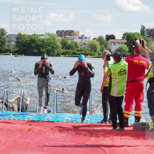 16.06.2024 - 7 Türme Triathlon KatJ http://msf.ph/oto/6301020 16.06.2024 11:16:56 Schwimmen 22, 27, 37, 175, 186, 217, 230, 231, 289, 298 meine-sportfotos.de