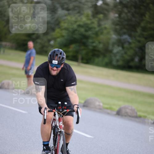 16.06.2024 - 26. Vierlanden-Triathlon Jannik Wohlers http://msf.ph/oto/6301030 16.06.2024 11:38:48 Radfahren 53, 156, 165, 185, 271, 295 meine-sportfotos.de