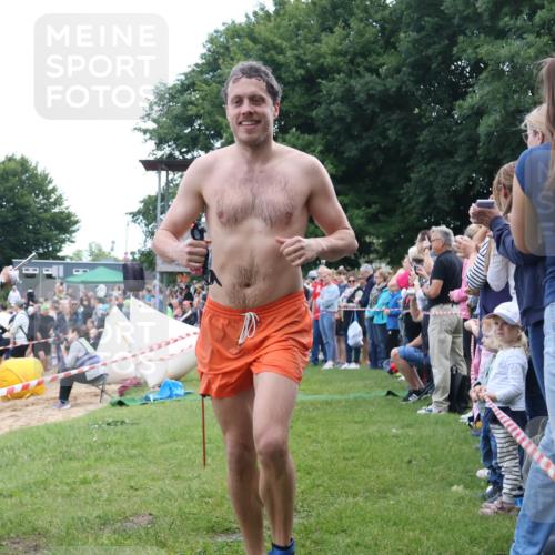 16.06.2024 - 26. Vierlanden-Triathlon Lena Gebhardt http://msf.ph/oto/6301037 16.06.2024 11:01:08 Schwimmen 347, 350, 347, 350 meine-sportfotos.de