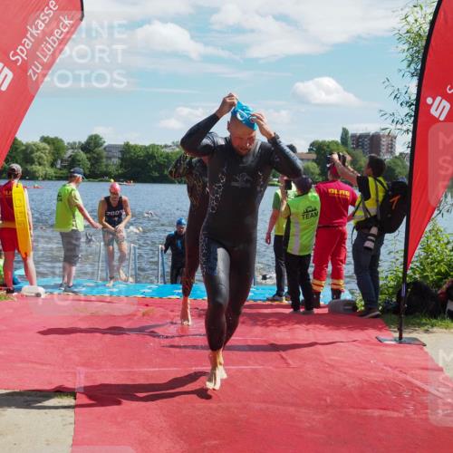16.06.2024 - 7 Türme Triathlon KatJ http://msf.ph/oto/6301077 16.06.2024 11:16:58 Schwimmen 22, 27, 37, 175, 186, 217, 230, 231, 289, 298 meine-sportfotos.de