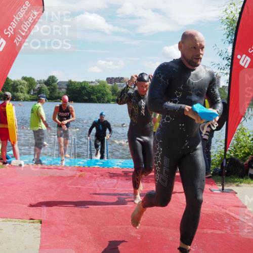 16.06.2024 - 7 Türme Triathlon KatJ http://msf.ph/oto/6301094 16.06.2024 11:16:59 Schwimmen 22, 27, 37, 175, 186, 217, 230, 231, 289, 298 meine-sportfotos.de