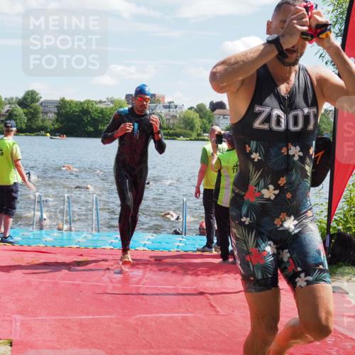 16.06.2024 - 7 Türme Triathlon KatJ http://msf.ph/oto/6301134 16.06.2024 11:17:02 Schwimmen 22, 27, 37, 186, 217, 230, 231, 272, 289, 298 meine-sportfotos.de