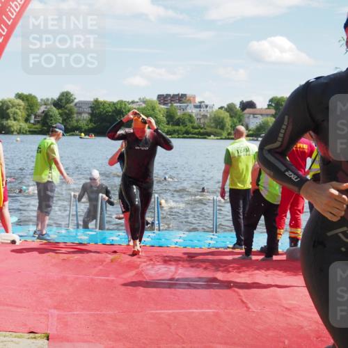 16.06.2024 - 7 Türme Triathlon KatJ http://msf.ph/oto/6301221 16.06.2024 11:17:09 Schwimmen 22, 27, 37, 165, 186, 230, 237, 242, 272, 289, 298 meine-sportfotos.de