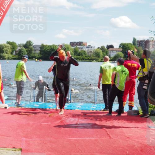16.06.2024 - 7 Türme Triathlon KatJ http://msf.ph/oto/6301224 16.06.2024 11:17:10 Schwimmen 22, 27, 165, 186, 230, 237, 242, 272, 289, 298 meine-sportfotos.de