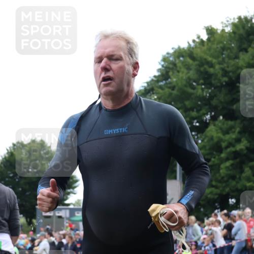 16.06.2024 - 26. Vierlanden-Triathlon Lena Gebhardt http://msf.ph/oto/6301227 16.06.2024 11:02:02 Schwimmen 393, 393 meine-sportfotos.de
