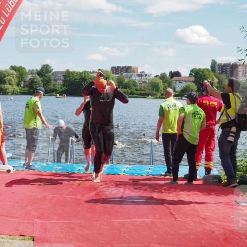 16.06.2024 - 7 Türme Triathlon KatJ http://msf.ph/oto/6301231 16.06.2024 11:17:10 Schwimmen 22, 27, 165, 186, 230, 237, 242, 272, 289, 298 meine-sportfotos.de
