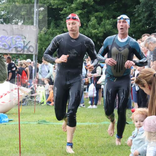 16.06.2024 - 26. Vierlanden-Triathlon Lena Gebhardt http://msf.ph/oto/6301339 16.06.2024 11:04:38 Schwimmen 358, 411, 446, 358, 411, 446 meine-sportfotos.de