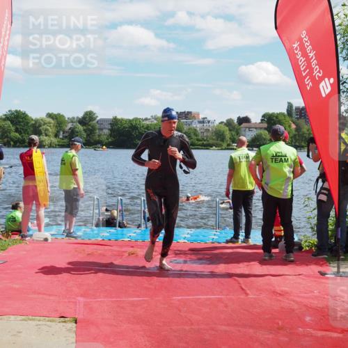 16.06.2024 - 7 Türme Triathlon KatJ http://msf.ph/oto/6301398 16.06.2024 11:17:24 Schwimmen 27, 28, 165, 186, 227, 237, 242, 272, 618 meine-sportfotos.de