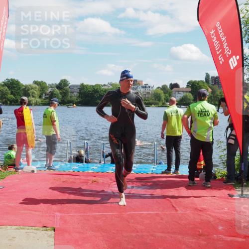16.06.2024 - 7 Türme Triathlon KatJ http://msf.ph/oto/6301407 16.06.2024 11:17:24 Schwimmen 27, 28, 165, 186, 227, 237, 242, 272, 618 meine-sportfotos.de