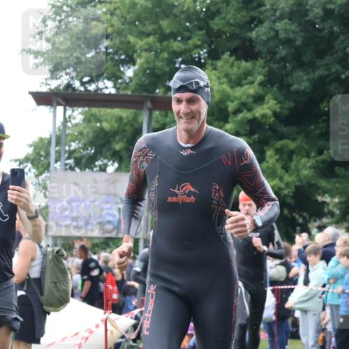 16.06.2024 - 26. Vierlanden-Triathlon Lena Gebhardt http://msf.ph/oto/6301408 16.06.2024 11:04:57 Schwimmen 425, 431, 436, 447, 425, 431, 436, 447 meine-sportfotos.de