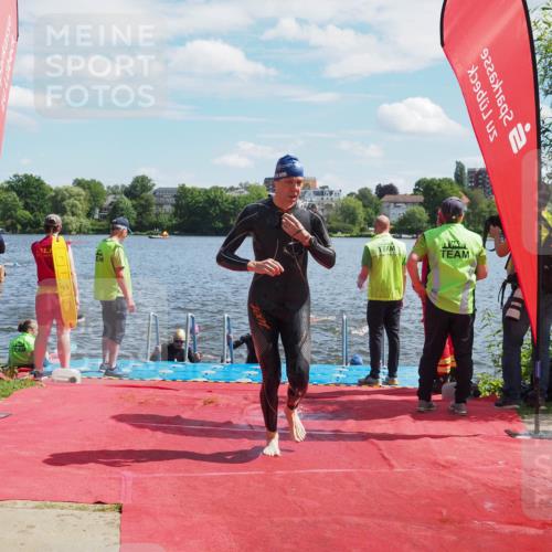 16.06.2024 - 7 Türme Triathlon KatJ http://msf.ph/oto/6301411 16.06.2024 11:17:24 Schwimmen 27, 28, 165, 186, 227, 237, 242, 272, 618 meine-sportfotos.de
