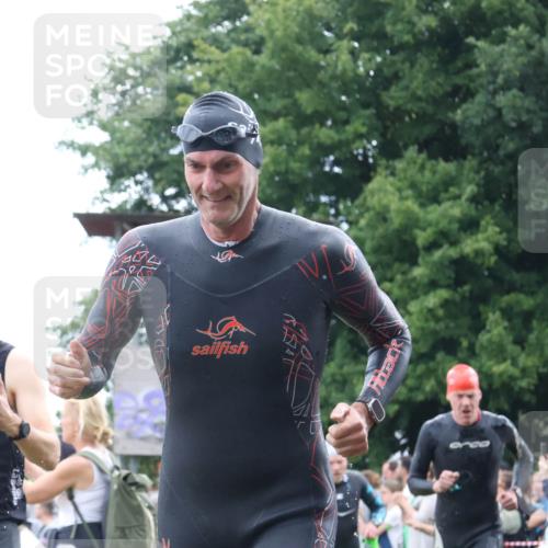 16.06.2024 - 26. Vierlanden-Triathlon Lena Gebhardt http://msf.ph/oto/6301412 16.06.2024 11:04:57 Schwimmen 425, 431, 436, 447, 425, 431, 436, 447 meine-sportfotos.de