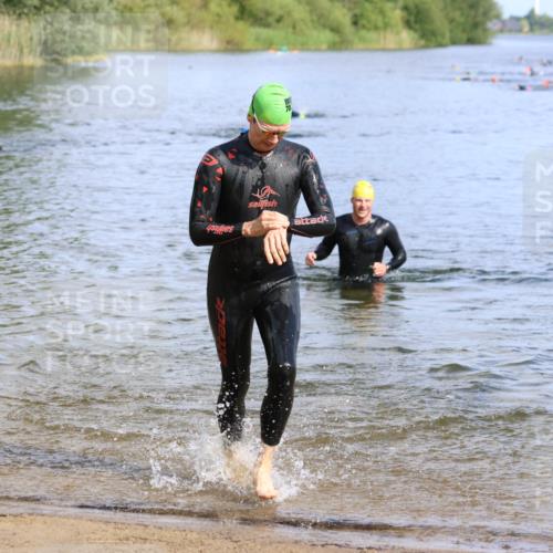 16.06.2024 - 26. Vierlanden-Triathlon Strokosch-Dieckow http://msf.ph/oto/6301444 16.06.2024 09:43:19 Schwimmen 10, 23, 47, 134, 10, 23, 47, 134 meine-sportfotos.de