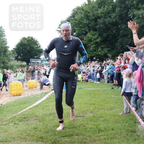 16.06.2024 - 26. Vierlanden-Triathlon Lena Gebhardt http://msf.ph/oto/6301457 16.06.2024 11:05:03 Schwimmen 431, 436, 447, 431, 436, 447 meine-sportfotos.de