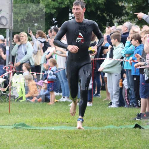 16.06.2024 - 26. Vierlanden-Triathlon Lena Gebhardt http://msf.ph/oto/6301468 16.06.2024 11:05:09 Schwimmen 436, 436 meine-sportfotos.de