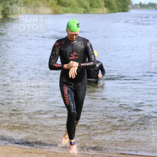 16.06.2024 - 26. Vierlanden-Triathlon Strokosch-Dieckow http://msf.ph/oto/6301511 16.06.2024 09:43:19 Schwimmen 10, 23, 47, 134, 10, 23, 47, 134 meine-sportfotos.de