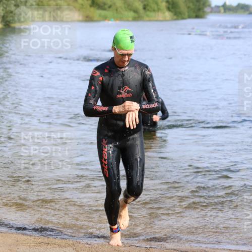16.06.2024 - 26. Vierlanden-Triathlon Strokosch-Dieckow http://msf.ph/oto/6301527 16.06.2024 09:43:19 Schwimmen 10, 23, 47, 134, 10, 23, 47, 134 meine-sportfotos.de