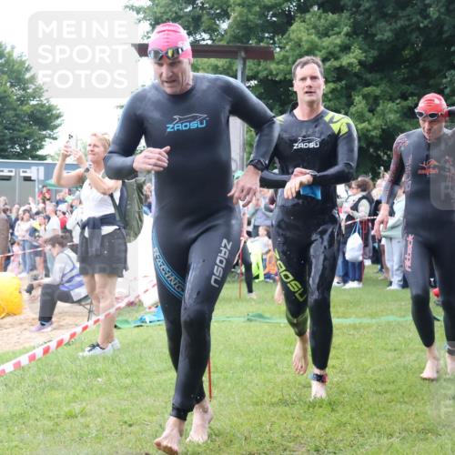 16.06.2024 - 26. Vierlanden-Triathlon Lena Gebhardt http://msf.ph/oto/6301566 16.06.2024 11:05:34 Schwimmen 361, 369, 402, 415, 439, 463, 361, 369, 402, 415, 439, 463 meine-sportfotos.de