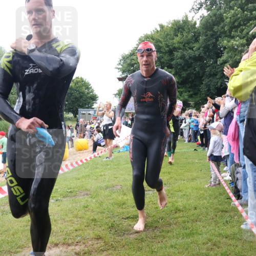 16.06.2024 - 26. Vierlanden-Triathlon Lena Gebhardt http://msf.ph/oto/6301593 16.06.2024 11:05:36 Schwimmen 361, 369, 402, 415, 439, 463, 361, 369, 402, 415, 439, 463 meine-sportfotos.de