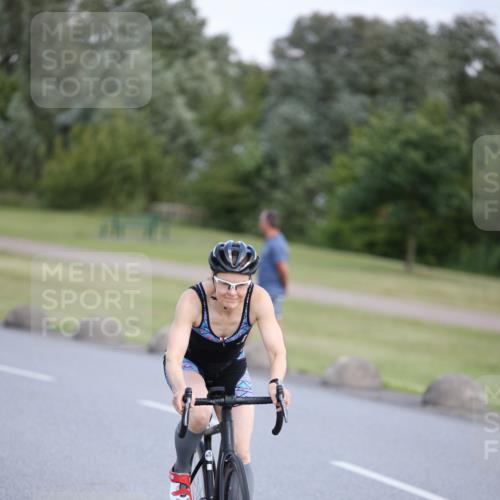 16.06.2024 - 26. Vierlanden-Triathlon Jannik Wohlers http://msf.ph/oto/6301688 16.06.2024 11:38:55 Radfahren 24, 53, 61, 156, 181, 184, 271, 295 meine-sportfotos.de