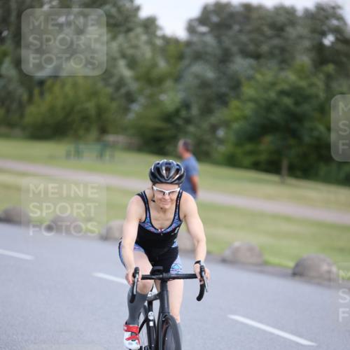16.06.2024 - 26. Vierlanden-Triathlon Jannik Wohlers http://msf.ph/oto/6301709 16.06.2024 11:38:55 Radfahren 24, 53, 61, 156, 181, 184, 271, 295 meine-sportfotos.de