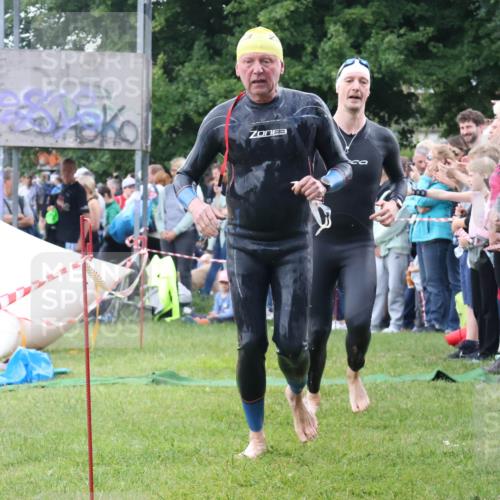 16.06.2024 - 26. Vierlanden-Triathlon Lena Gebhardt http://msf.ph/oto/6301818 16.06.2024 11:06:36 Schwimmen 413, 426, 469, 413, 426, 469 meine-sportfotos.de