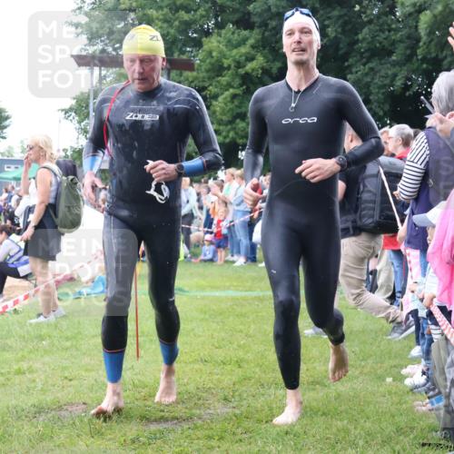 16.06.2024 - 26. Vierlanden-Triathlon Lena Gebhardt http://msf.ph/oto/6301830 16.06.2024 11:06:38 Schwimmen 413, 419, 426, 413, 419, 426 meine-sportfotos.de