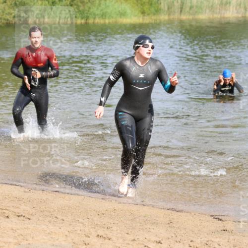 16.06.2024 - 26. Vierlanden-Triathlon Strokosch-Dieckow http://msf.ph/oto/6301836 16.06.2024 09:43:50 Schwimmen 12, 12 meine-sportfotos.de
