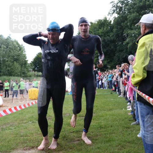 16.06.2024 - 26. Vierlanden-Triathlon Lena Gebhardt http://msf.ph/oto/6301883 16.06.2024 11:06:57 Schwimmen 367, 381, 404, 419, 432, 452, 367, 381, 404, 419, 432, 452 meine-sportfotos.de