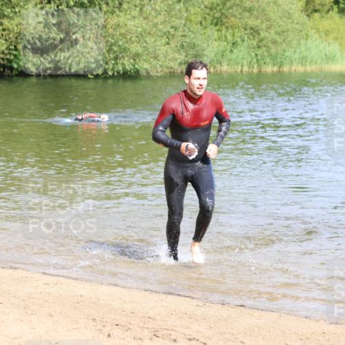16.06.2024 - 26. Vierlanden-Triathlon Strokosch-Dieckow http://msf.ph/oto/6301897 16.06.2024 09:43:51 Schwimmen 12, 12 meine-sportfotos.de