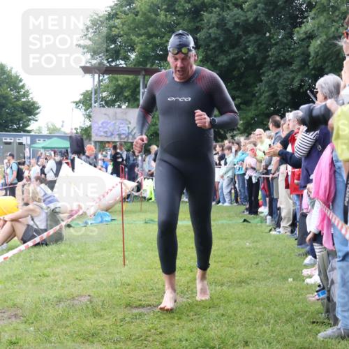 16.06.2024 - 26. Vierlanden-Triathlon Lena Gebhardt http://msf.ph/oto/6301930 16.06.2024 11:07:04 Schwimmen 367, 404, 420, 432, 367, 404, 420, 432 meine-sportfotos.de