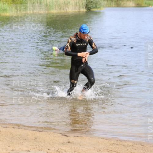 16.06.2024 - 26. Vierlanden-Triathlon Strokosch-Dieckow http://msf.ph/oto/6302035 16.06.2024 09:43:58 Schwimmen 12, 29, 12, 29 meine-sportfotos.de