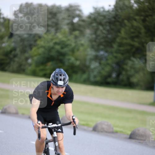 16.06.2024 - 26. Vierlanden-Triathlon Jannik Wohlers http://msf.ph/oto/6302073 16.06.2024 11:39:00 Radfahren 181, 184, 266, 267, 308 meine-sportfotos.de