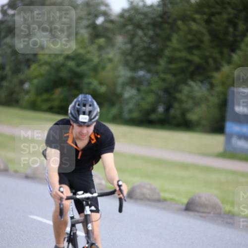 16.06.2024 - 26. Vierlanden-Triathlon Jannik Wohlers http://msf.ph/oto/6302079 16.06.2024 11:39:00 Radfahren 181, 184, 266, 267, 308 meine-sportfotos.de