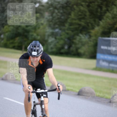 16.06.2024 - 26. Vierlanden-Triathlon Jannik Wohlers http://msf.ph/oto/6302086 16.06.2024 11:39:01 Radfahren 181, 184, 266, 267, 308 meine-sportfotos.de