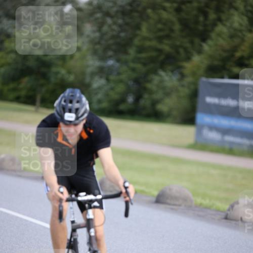 16.06.2024 - 26. Vierlanden-Triathlon Jannik Wohlers http://msf.ph/oto/6302088 16.06.2024 11:39:01 Radfahren 181, 184, 266, 267, 308 meine-sportfotos.de