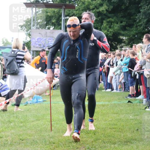 16.06.2024 - 26. Vierlanden-Triathlon Lena Gebhardt http://msf.ph/oto/6302093 16.06.2024 11:07:36 Schwimmen 363, 382, 405, 440, 468, 363, 382, 405, 440, 468 meine-sportfotos.de