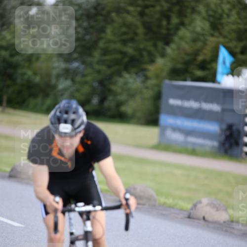 16.06.2024 - 26. Vierlanden-Triathlon Jannik Wohlers http://msf.ph/oto/6302101 16.06.2024 11:39:01 Radfahren 181, 184, 266, 267, 308 meine-sportfotos.de