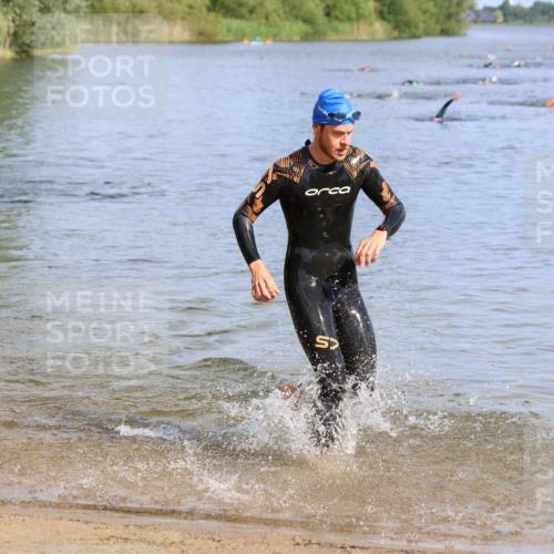16.06.2024 - 26. Vierlanden-Triathlon Strokosch-Dieckow http://msf.ph/oto/6302123 16.06.2024 09:43:59 Schwimmen 12, 29, 12, 29 meine-sportfotos.de