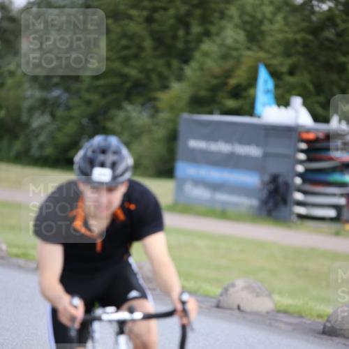 16.06.2024 - 26. Vierlanden-Triathlon Jannik Wohlers http://msf.ph/oto/6302131 16.06.2024 11:39:01 Radfahren 181, 184, 266, 267, 308 meine-sportfotos.de