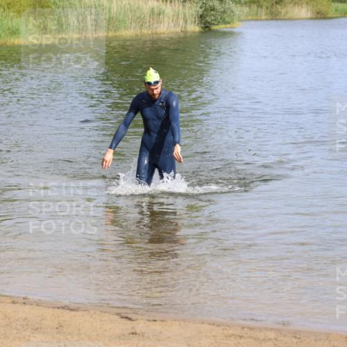 16.06.2024 - 26. Vierlanden-Triathlon Strokosch-Dieckow http://msf.ph/oto/6302155 16.06.2024 09:44:09 Schwimmen 13, 21, 29, 13, 21, 29 meine-sportfotos.de
