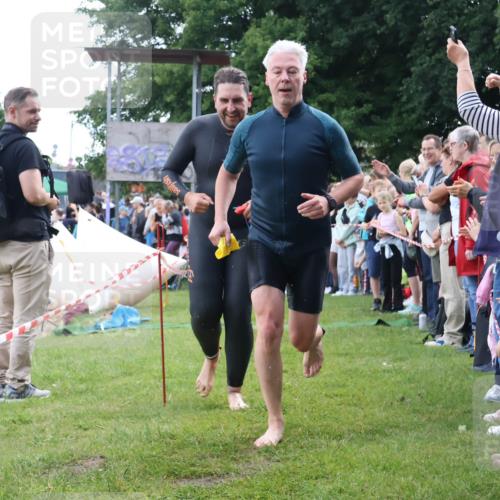 16.06.2024 - 26. Vierlanden-Triathlon Lena Gebhardt http://msf.ph/oto/6302188 16.06.2024 11:07:55 Schwimmen 374, 382, 466, 374, 382, 466 meine-sportfotos.de