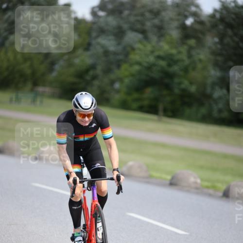 16.06.2024 - 26. Vierlanden-Triathlon Jannik Wohlers http://msf.ph/oto/6302213 16.06.2024 11:39:04 Radfahren 4, 115, 184, 191, 243, 266, 267, 308 meine-sportfotos.de