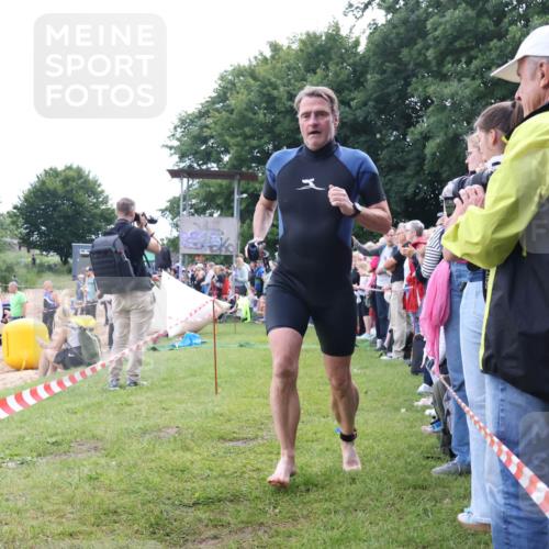 16.06.2024 - 26. Vierlanden-Triathlon Lena Gebhardt http://msf.ph/oto/6302293 16.06.2024 11:08:28 Schwimmen 365, 377, 414, 430, 457, 1276, 365, 377, 414, 430, 457, 1276 meine-sportfotos.de