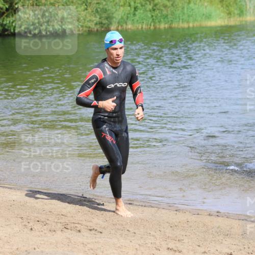 16.06.2024 - 26. Vierlanden-Triathlon Strokosch-Dieckow http://msf.ph/oto/6302382 16.06.2024 09:44:12 Schwimmen 13, 21, 29, 13, 21, 29 meine-sportfotos.de