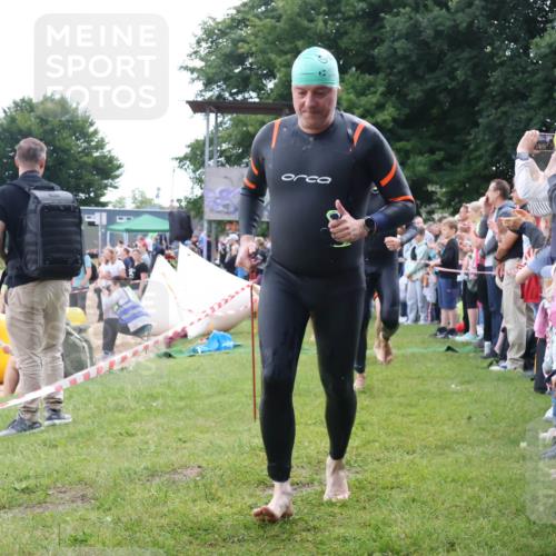 16.06.2024 - 26. Vierlanden-Triathlon Lena Gebhardt http://msf.ph/oto/6302384 16.06.2024 11:08:43 Schwimmen 359, 365, 366, 433, 454, 456, 457, 462, 470, 1276, 359, 365, 366, 433, 454, 456, 457, 462, 470, 1276 meine-sportfotos.de